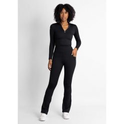 Damskie legginsy golfowe Ventura – Wysoki stan, modelujące, oddychające. Czarne legginsy damskie FLAIRWAY GOLF, bez wzorów, z tkaniny. Za 255.00 zł.