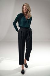 Koszulowa Bluzka z Pionowymi Plisami - Zielona. Zielone bluzki damskie Figl, xl, bez wzorów, z elastanu, bez kołnierzyka, bez ramiączek. Za 189.00 zł.