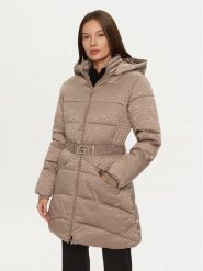 Guess Kurtka zimowa Seline W4BL58 WGL72 Brązowy Regular Fit. Brązowe kurtki damskie Guess, na zimę, l, z aplikacjami, z syntetyku, bez kaptura. Za 629.99 zł.