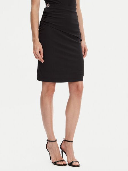 Guess Spódnica mini W5YD64 KAQL2 Czarny Regular Fit. Czarne spódnice damskie Guess, m, z aplikacjami, mini. Za 149.99 zł.