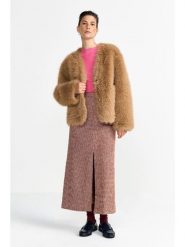 Rich & Royal Kurtka pluszowa w kolorze jasnobrązowym rozmiar: 36. Brązowe kurtki damskie Rich & Royal, bez wzorów, bez kaptura. Za 409.95 zł.