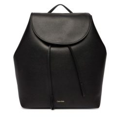 Plecak Calvin Klein. Czarne plecaki Calvin Klein, bez wzorów. Za 579.99 zł.