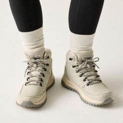 Buty trekkingowe damskie Regatta Sherbourne. Szare obuwie trekkingowe damskie Regatta, bez zapięcia. Za 405.50 zł.