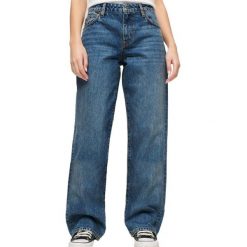 Dżinsy damskie z szerokim stanem z bawełny organicznej Superdry. Niebieskie jeansy damskie Superdry. Za 339.50 zł.