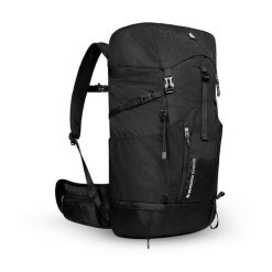 Plecak turystyczny 35L z pokrowcem przeciwdeszczowym Trekking Siroko Weddell 35. Czarne plecaki SIROKO, bez wzorów, z tkaniny. Za 508.00 zł.
