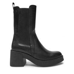 Botki Tamaris. Czarne botki damskie Tamaris, bez obcasa, na słupku, bez zapięcia. Za 519.99 zł.