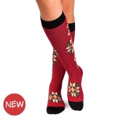 Damskie bawełniane skarpetki 3/4 z tradycyjnymi motywami Wiśniowy. Czerwone skarpetki damskie OEM, bez wzorów, z bawełny. W wyprzedaży za 45.15 zł.