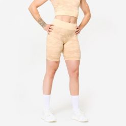 Spodenki fitness damskie Domyos. Fioletowe spodenki sportowe damskie DOMYOS, l, bez wzorów, z materiału, na fitness i siłownię. Za 59.99 zł.