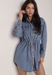 Niebieska Koszulowa Sukienka Jeansowa z Marszczeniem i Guzikami Dorinatta. Niebieskie sukienki damskie Born2be, w ażurowe wzory, z bawełny, eleganckie, bez ramiączek. Za 129.99 zł.