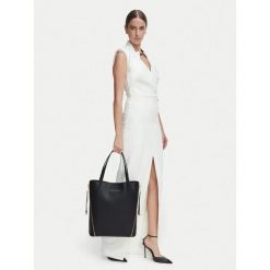 Torebka Elisabetta Franchi. Czarne shopper bag Elisabetta Franchi, bez dodatków. Za 1,799.00 zł.