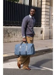 Victor & Hugo Paris Torba podróżna w kolorze błękitnym - 53 x 27 x 27 cm rozmiar: onesize. Niebieskie torby podróżne Victor & Hugo Paris, bez wzorów, z materiału. Za 383.80 zł.