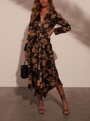 LA Angels Sukienka w kolorze czarnym rozmiar: L. Czarne sukienki damskie LA Angels, bez wzorów, bez ramiączek. Za 208.83 zł.