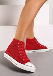 Czerwone Trampki za Kostkę z Perforacją Welagia. Czerwone trampki damskie Renee, bez wzorów, z materiału, za kostkę, bez zapięcia. Za 19.99 zł.