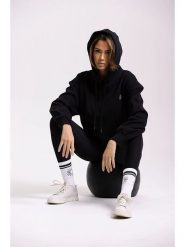 Onamaste Bluza "Tara" w kolorze czarnym rozmiar: L/XL. Czarne bluzy damskie Onamaste, l, bez wzorów, z bawełny, z kapturem. Za 227.31 zł.