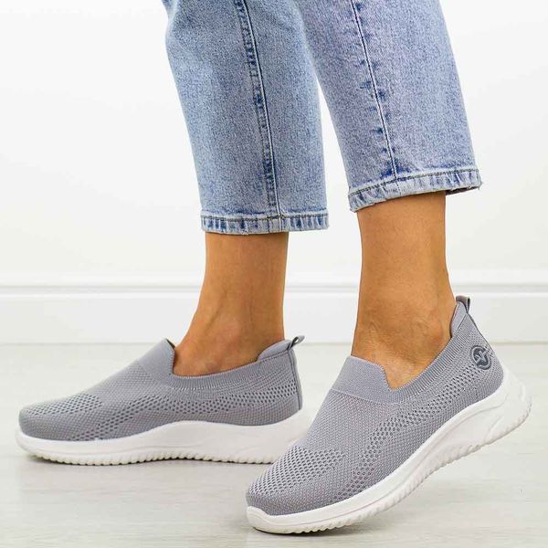 Szare sportowe buty damskie Vinceza 17367. Szare obuwie sportowe casual damskie VINCEZA, z tkaniny, bez zapięcia. Za 99.00 zł.