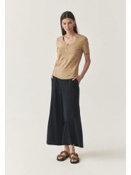 TATUUM Koszulka w kolorze beżowym rozmiar: XL. Brązowe koszulki damskie TATUUM, xl, bez wzorów, bez kołnierzyka, bez ramiączek. Za 139.20 zł.