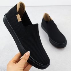 Tenisówki tekstylne slip on czarne Big Star RR274716. Czarne obuwie sportowe casual damskie Big Star, z tkaniny, bez zapięcia. Za 99.00 zł.
