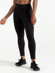 Dare 2b Legginsy sportowe "Move II" w kolorze czarnym rozmiar: 44. Czarne legginsy damskie Dare 2b, bez wzorów, z materiału, outdoorowe. Za 109.00 zł.