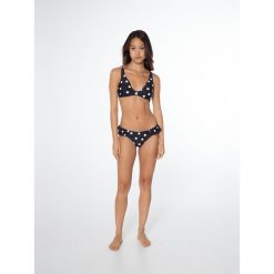 Bikini damskie Protest Prtsape. Czarne bikini Protest, bez wzorów. W wyprzedaży za 135.00 zł.