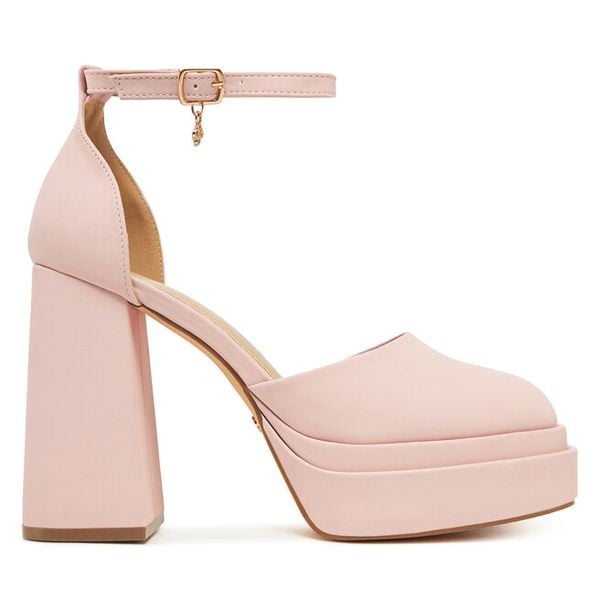 Półbuty DeeZee. Czerwone czółenka damskie DeeZee, bez wzorów, bez obcasa, na obcasie, bez zapięcia. Za 169.99 zł.