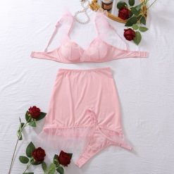 Komplet bielizny nocnej z falbankami na specjalne okazje Nechama. Czarne komplety bielizny Intica, bez wzorów, z materiału. Za 149.00 zł.