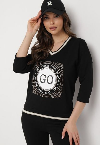 Czarna Bluzka z Rękawami 3/4 i Nadrukiem z Cyrkoniami Gromila. Czarne bluzki damskie Born2be, xs, bez wzorów, eleganckie, bez kołnierzyka, bez ramiączek. Za 29.99 zł.