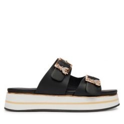 Klapki Patrizia Pepe. Czarne klapki damskie Patrizia Pepe, bez wzorów, bez obcasa, bez zapięcia. Za 619.99 zł.