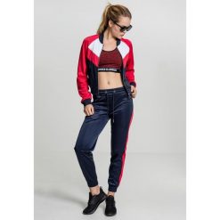 Parka dla kobiet Urban Classic raglan. Czerwone parki damskie Urban Classics, na zimę, bez kaptura. Za 191.00 zł.