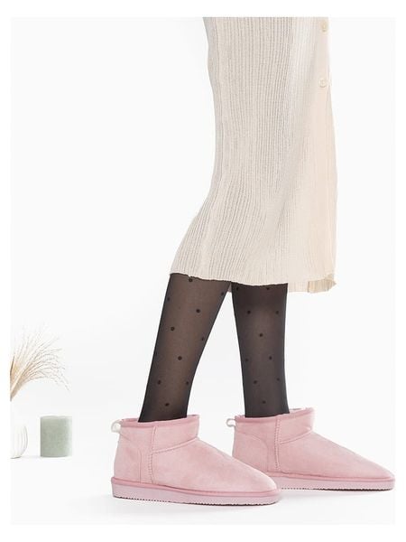ISLAND BOOT Botki zimowe "Miley" w kolorze jasnoróżowym rozmiar: 39. Różowe botki damskie Island Boot, na zimę, z materiału, bez obcasa, bez zapięcia. Za 100.52 zł.