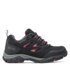 Trekkingi Regatta. Czarne obuwie trekkingowe damskie Regatta, bez zapięcia. Za 249.99 zł.