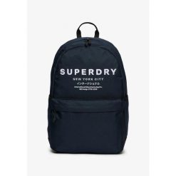 Plecak damski Superdry Graphic Montana. Niebieskie plecaki Superdry, bez wzorów. Za 273.55 zł.