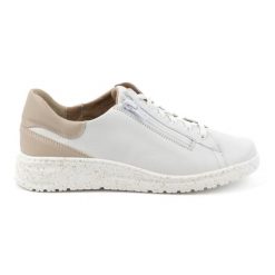 WASAK Półbuty damskie sneakersy skórzane 0720W białe. Białe półbuty damskie bez wzorów, ze skóry, bez obcasa, bez zapięcia. Za 408.14 zł.