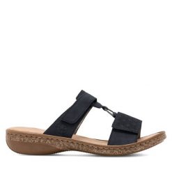 Klapki Rieker. Niebieskie klapki damskie Rieker, bez wzorów, bez obcasa, bez zapięcia. Za 289.99 zł.