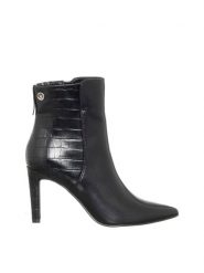 Liu Jo Botki w kolorze czarnym rozmiar: 39. Czarne botki damskie Liu Jo, z materiału, eleganckie, bez obcasa, na szpilce, bez zapięcia. Za 244.80 zł.