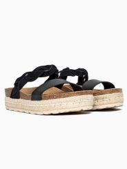 Sunbay Klapki "Mariara" w kolorze czarnym rozmiar: 39. Czarne klapki damskie Sunbay, bez wzorów, z otwartym noskiem, bez obcasa, na platformie, bez zapięcia. Za 144.24 zł.