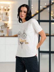 Koszulka - biały. Białe koszulki damskie Sinsay, l, bez wzorów, bez kołnierzyka, bez ramiączek. W wyprzedaży za 17.99 zł.