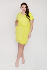 Limonkowa dresowa wiązana sukienka z trokami OVERSIZE PLUS SIZE wiosna lato. Czarne sukienki damskie Moda Size Plus Iwanek, bez wzorów, z bawełny, sportowe, bez ramiączek. W wyprzedaży za 119.90 zł.
