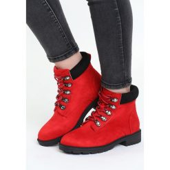 Czerwone Traperki Metallics. Czerwone trapery damskie Born2be. Za 119.99 zł.