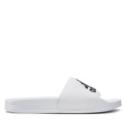 Klapki adidas. Białe klapki damskie Adidas, bez wzorów, bez obcasa, bez zapięcia. Za 79.99 zł.