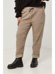 Curvy Lady Spodnie w kolorze beżowym rozmiar: 48/50. Brązowe spodnie materiałowe damskie Curvy Lady, bez wzorów, z bawełny. Za 100.99 zł.