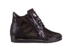 Sneakersy Bayla-131 4006 Grey, Szary, Skóra naturalna - 41. Szare obuwie sportowe damskie Bayla, z nubiku, bez zapięcia. W wyprzedaży za 179.10 zł.