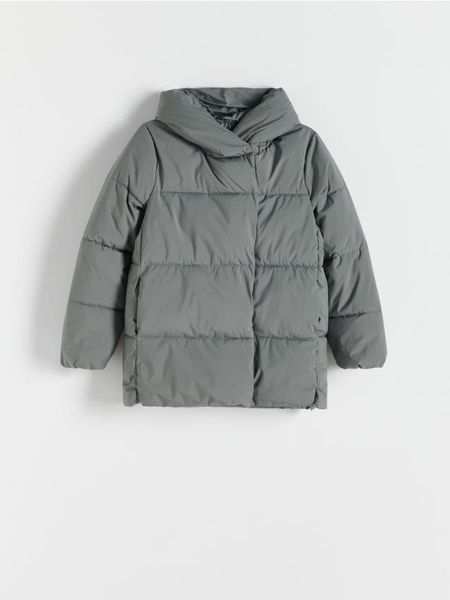 Pikowana kurtka - szary. Szare kurtki damskie Reserved, bez wzorów, z tkaniny, bez kaptura. W wyprzedaży za 49.99 zł.