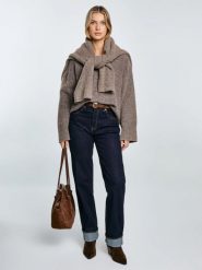 Sweter damski v-neck oversize z dodatkiem wełny brązowy Violina 804. Brązowe swetry klasyczne damskie Big Star, l, z dzianiny, bez kołnierzyka. Za 229.99 zł.