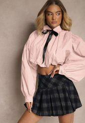 Różowa Bufiasta Koszula z Bawełny w Stylu Retro z Ozdobną Kokardą Frulla. Czerwone koszule damskie Renee, bez wzorów, z bawełny, retro, bez kołnierzyka, bez ramiączek. Za 109.99 zł.