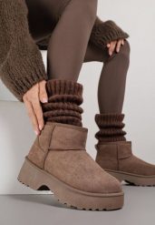 Brązowe Śniegowce z Imitacji Zamszu o Wsuwanym Fasonie na Platformie Reilessa. Brązowe śniegowce damskie Renee, z dzianiny. Za 99.99 zł.