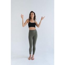 Legginsy do jogi Moonholi Yoggings long z długimi nogawkami. Zielone legginsy sportowe damskie MOONHOLI, m, bez wzorów, na jogę i pilates. Za 359.00 zł.