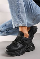 Czarne Sneakersy na Grubej Podeszwie z Tłoczeniami Nevalin. Czarne obuwie sportowe damskie Born2be, z materiału, bez zapięcia. Za 79.99 zł.