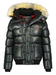 Geographical Norway Kurtka zimowa "Bugs" w kolorze czarnym rozmiar: M. Czarne kurtki damskie Geographical Norway, na zimę, m, z aplikacjami, z puchu, bez kaptura. Za 227.85 zł.