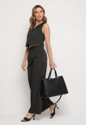 Czarna Torebka w Stylu Shopperki z Metaliczną Aplikacją Ilinera. Czarne shopper bag Born2be, bez dodatków. Za 129.99 zł.