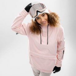 Damska kurtka snowboardowa Sporty zimowe SIROKO W3-W Arlberg. Czerwone kurtki damskie SIROKO, na zimę, bez wzorów, z softshellu, bez kaptura. Za 844.00 zł.